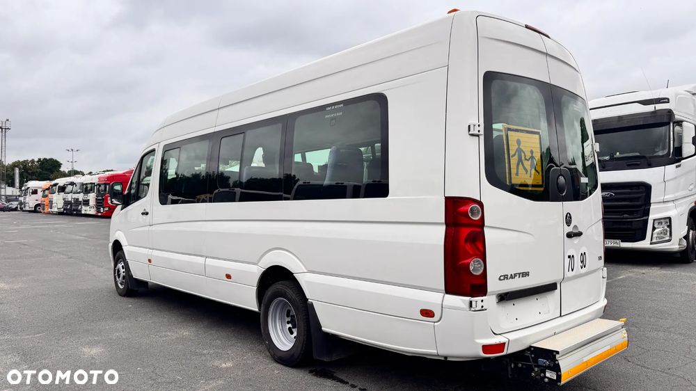 Volkswagen Crafter / 22 miejsca / Klima / Winda / Cena:87000 zł netto - 3