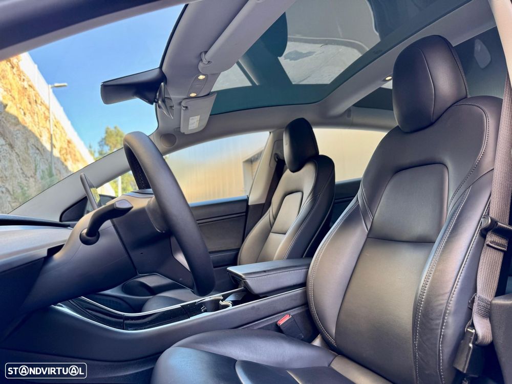 Tesla Model 3 Long-Range Dual Motor AWD - 11