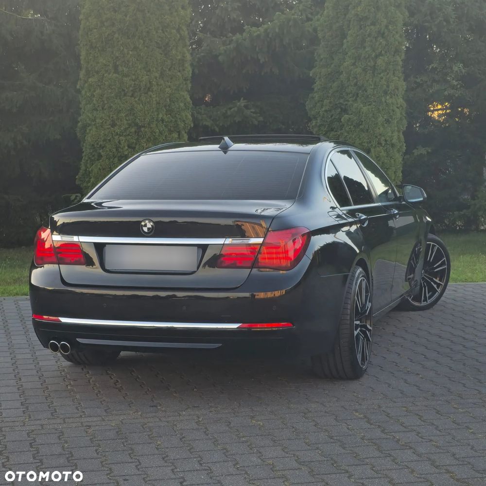 BMW Seria 7 730d xDrive - 14