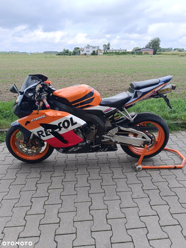 Honda CBR - 6
