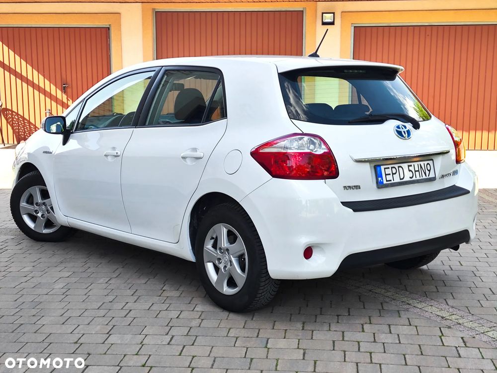 Toyota Auris 1.8 HSD Sol - 16