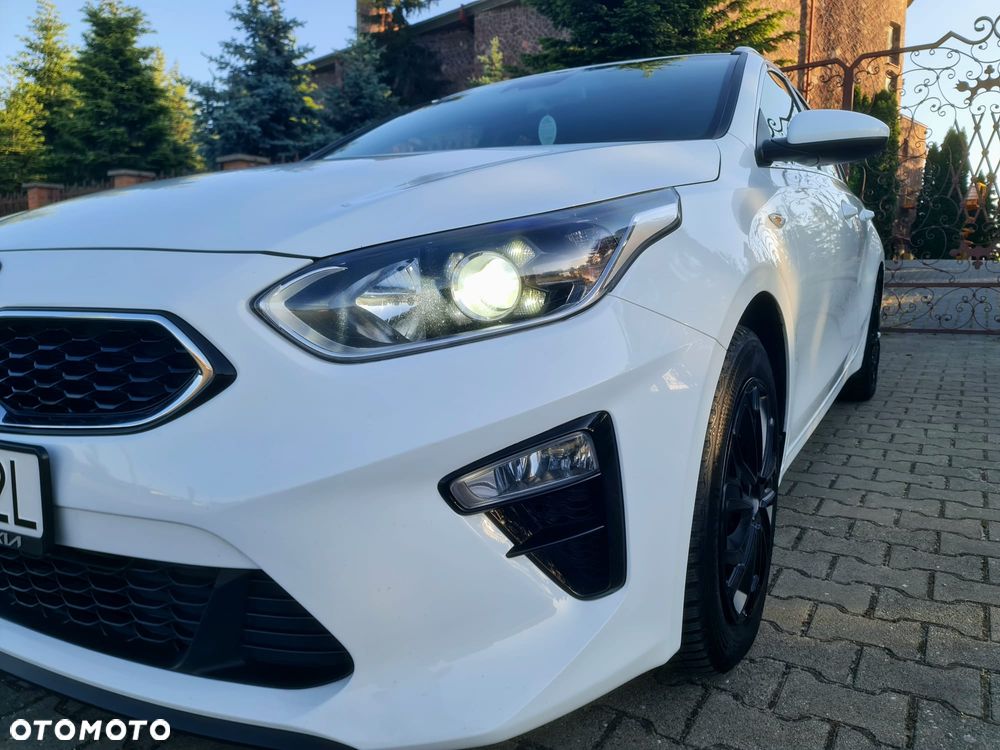Kia Ceed 1.6 CRDi Platinum Edition - 20