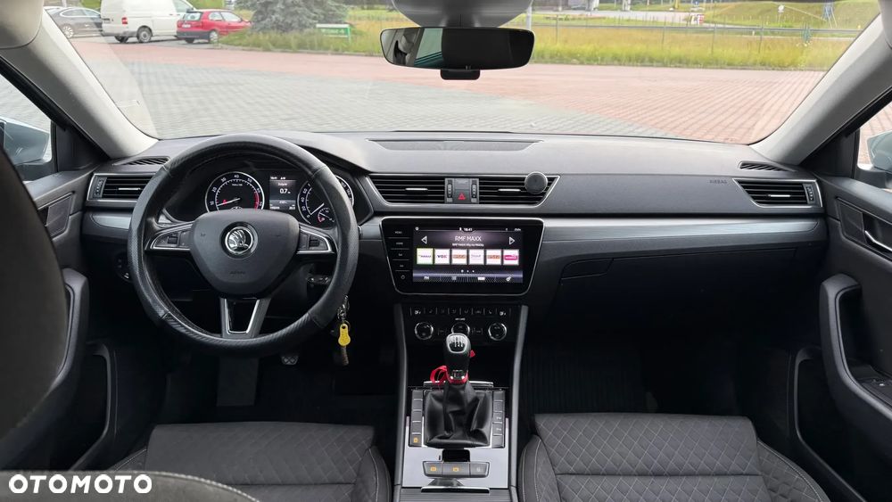 Skoda Superb 1.4 TSI ACT Ambition - 11