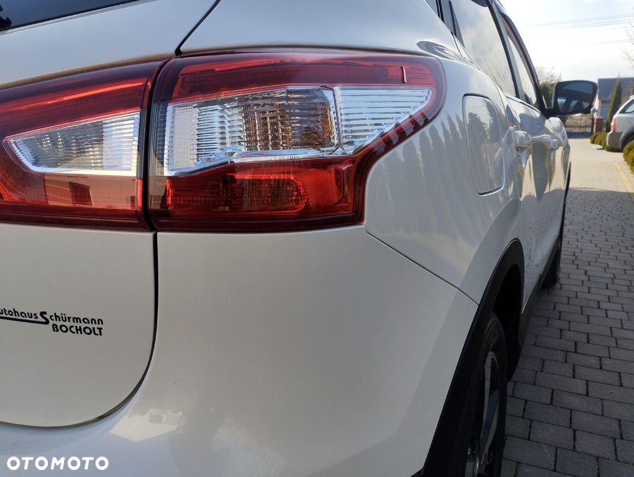 Nissan Qashqai 1.6 DIG-T N-Connecta - 30