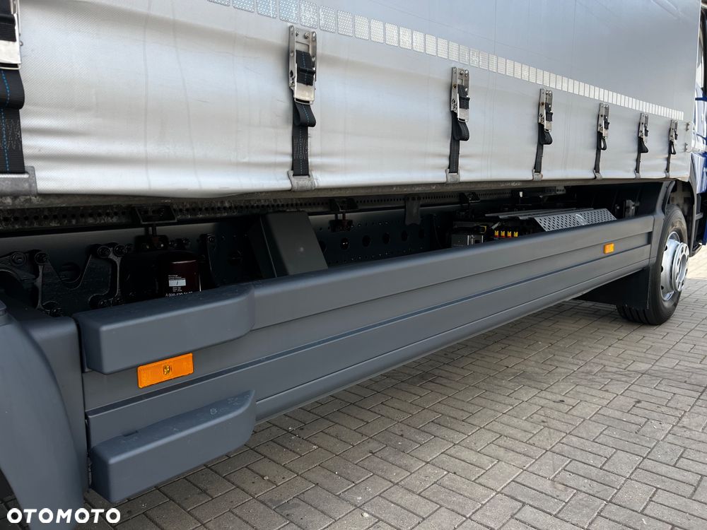 Mercedes-Benz ATEGO - 24