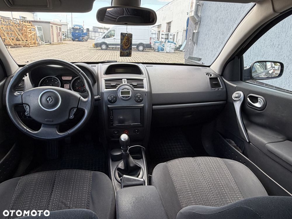 Renault Megane - 5