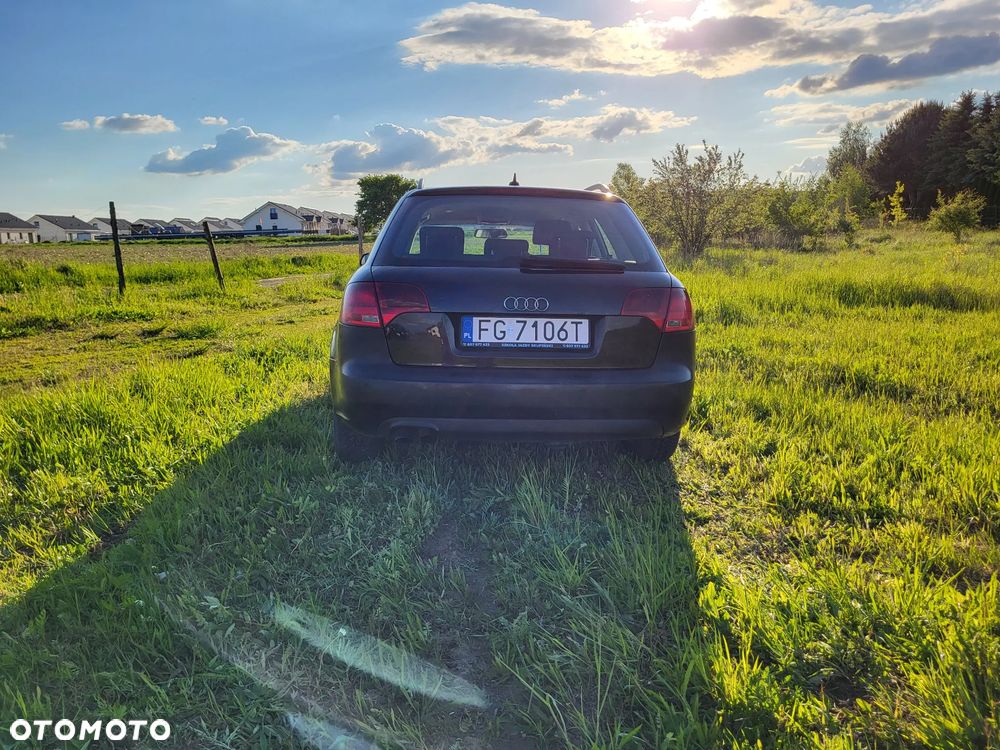 Audi A4 Avant 2.0 TDI DPF multitronic - 5
