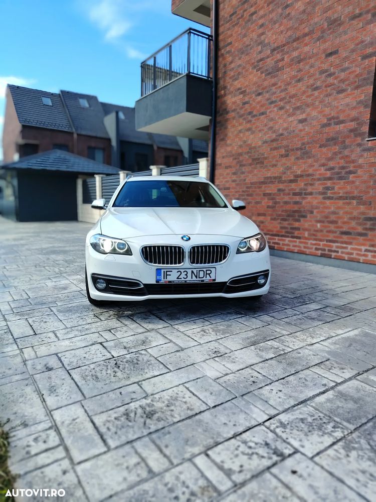 BMW Seria 5 525d xDrive Touring - 1