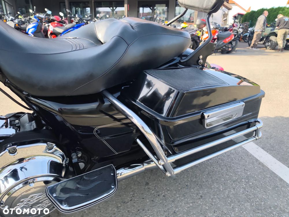 Harley-Davidson Touring Electra Glide - 32