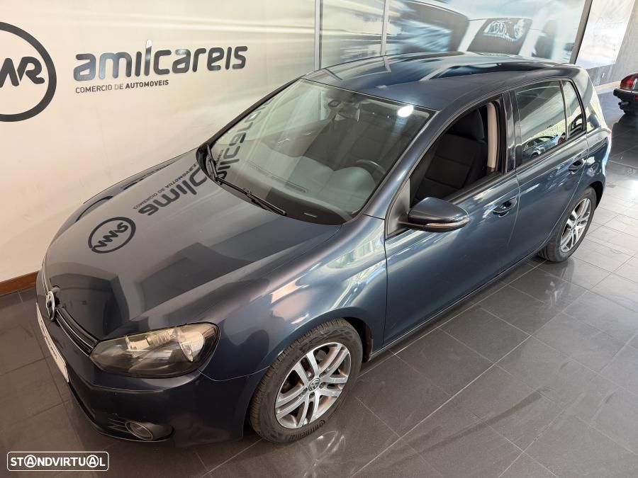 VW Golf 2.0 TDi Confortline - 4