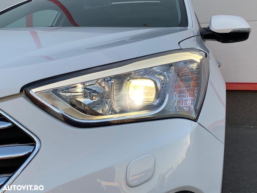 Hyundai Grand Santa Fe 2.2 CRDi 4WD Automatik Luxury - 15