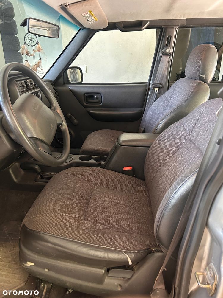 Jeep Cherokee 4.0 - 8