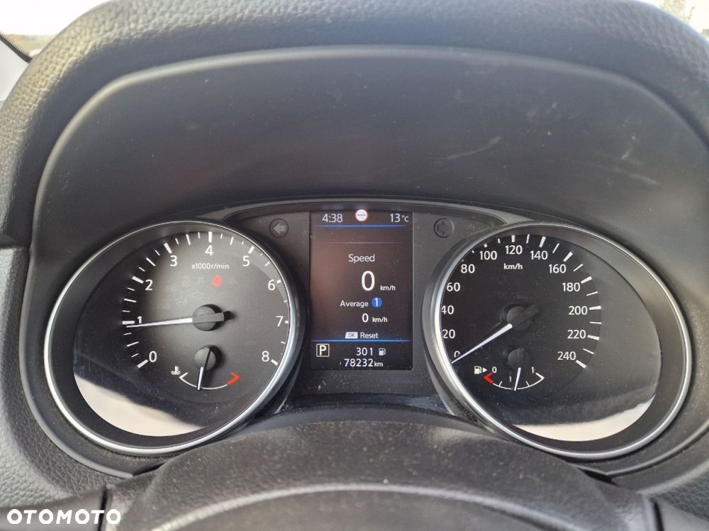 Nissan Qashqai - 12