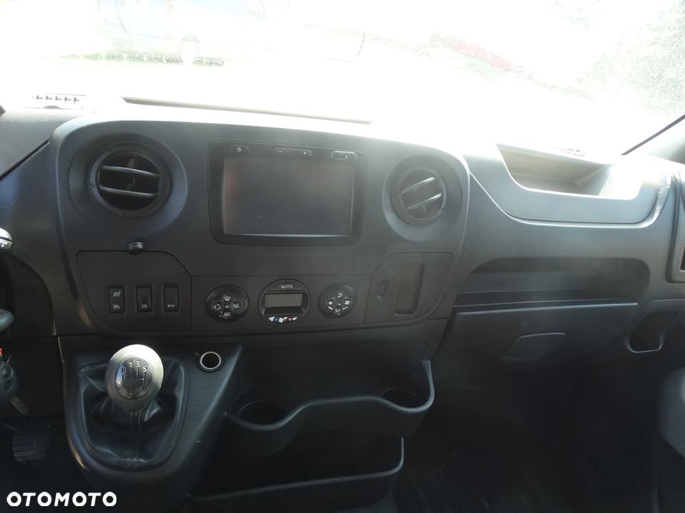 Opel Movano - 12