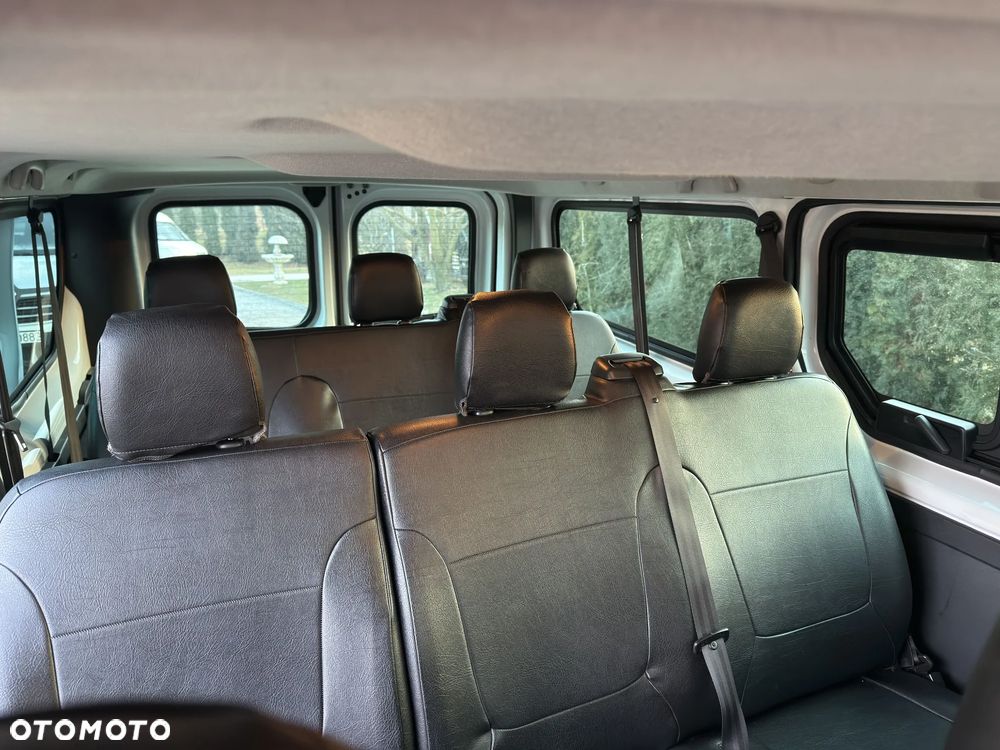 Opel Vivaro - 8