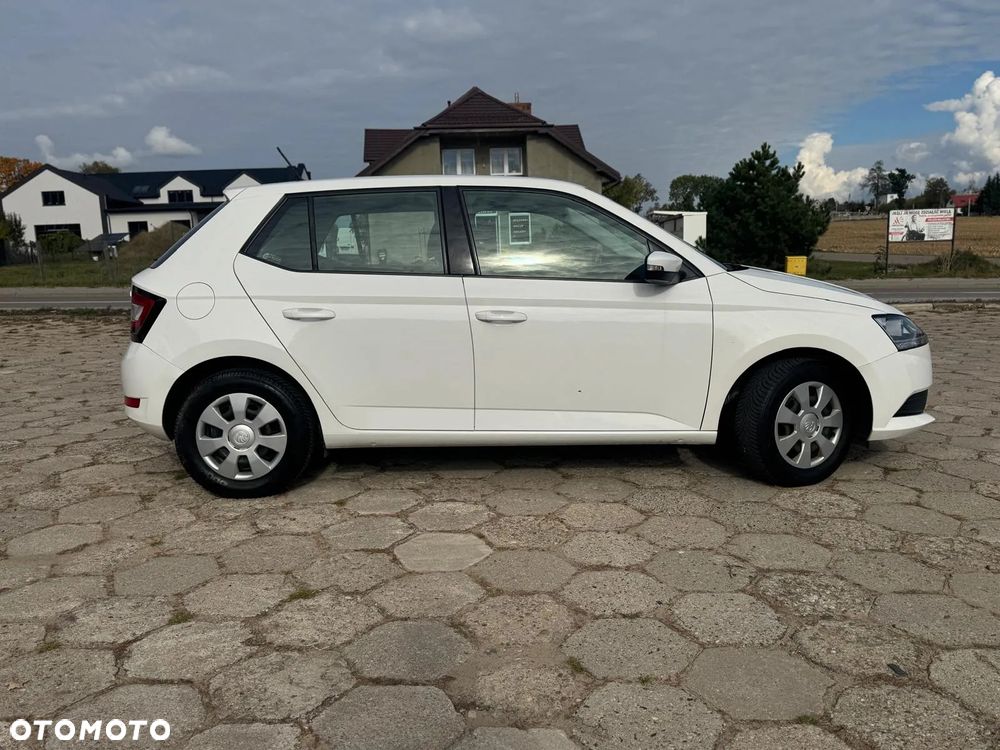 Skoda Fabia 1.0 Active - 4