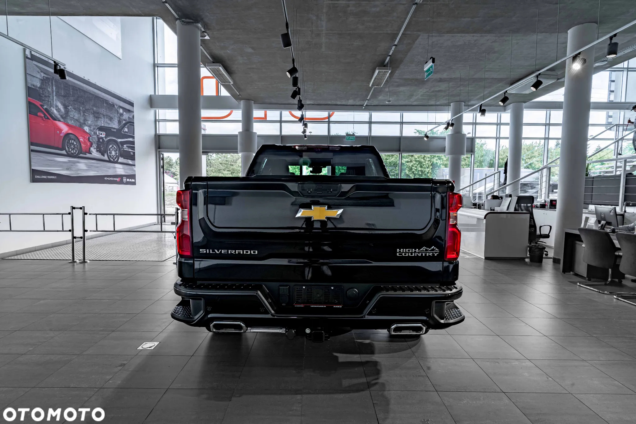 Chevrolet Silverado - 6