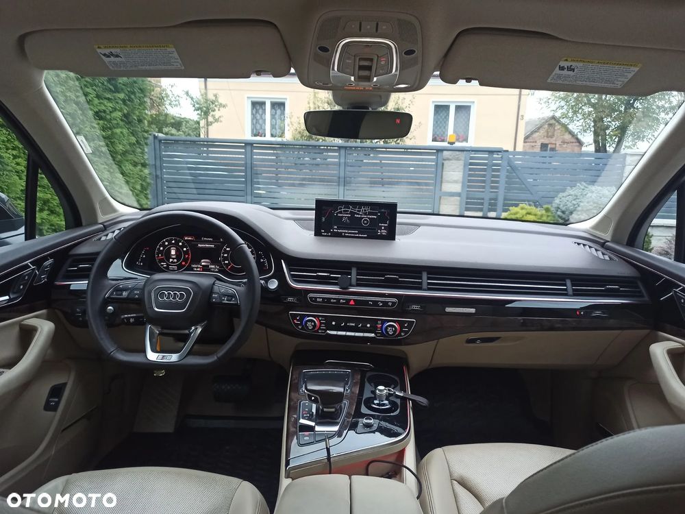 Audi Q7 - 22