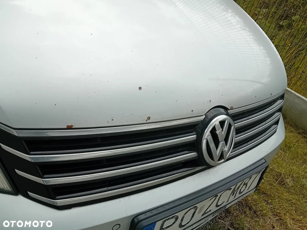 Volkswagen Passat 2.0 TDI Trendline DSG - 6