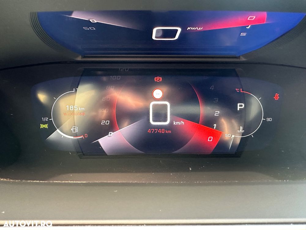 Peugeot 2008 1.5 BlueHDI EAT8 STT GT Pack - 13