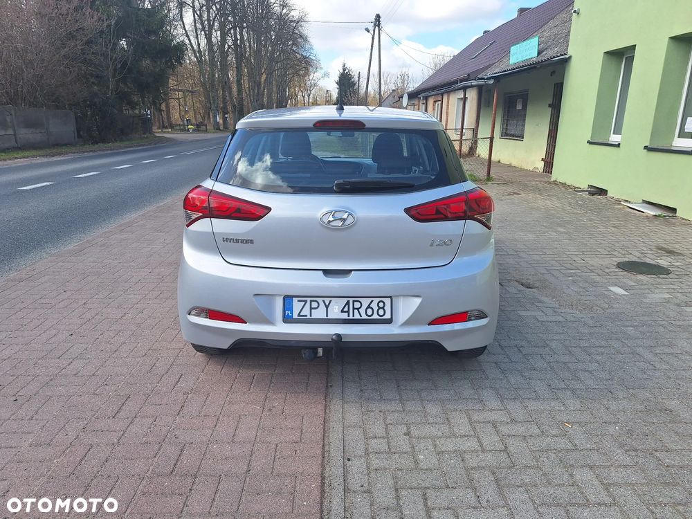 Hyundai i20 blue 1.2 Classic - 4