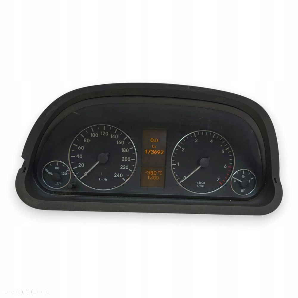 LICZNIK ZEGARY Mercedes W169 1.5 8V Benzyna 173 692km europa - 1