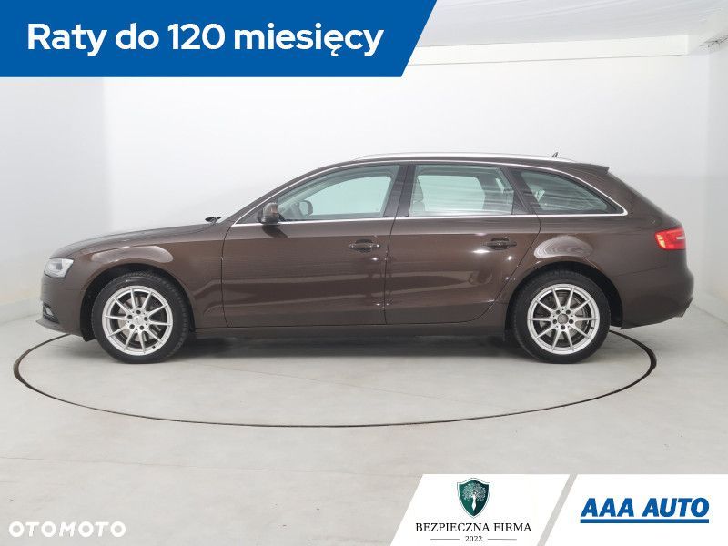 Audi A4 Avant - 4