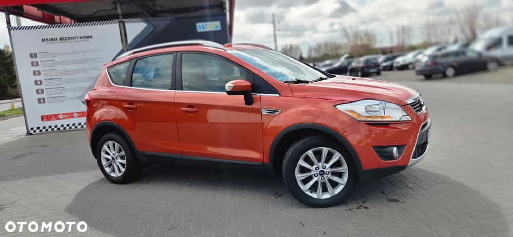 Ford Kuga 2.0 TDCi 2x4 Champions Edition - 19