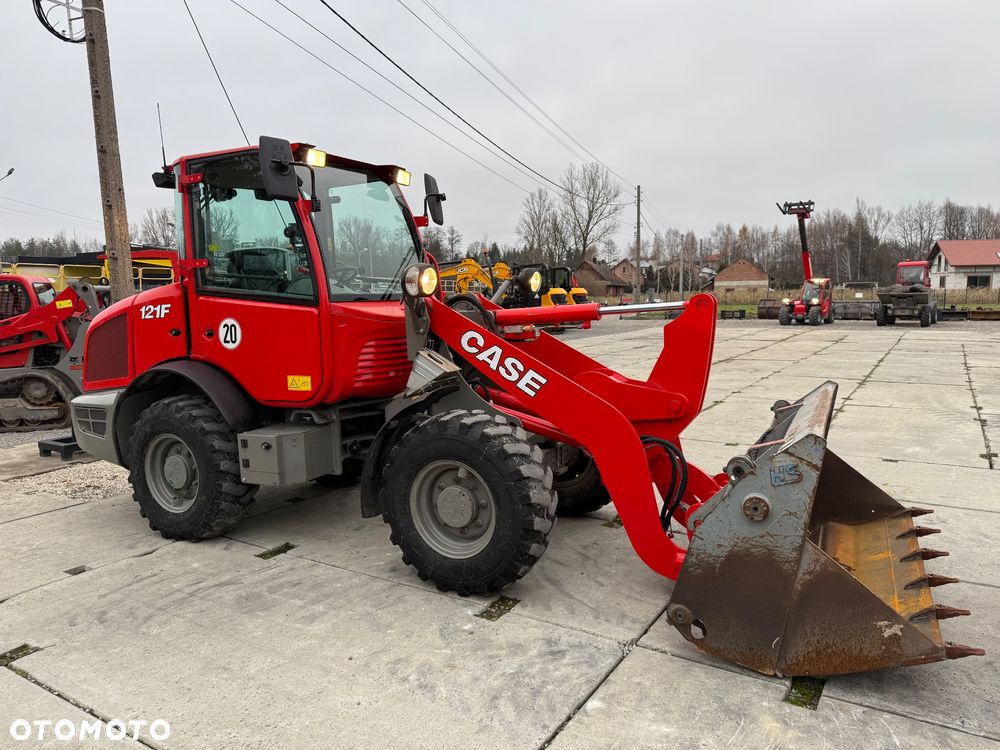 Case 121F - 8