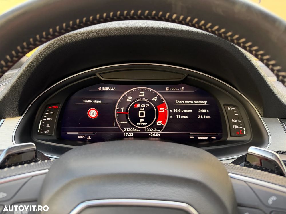 Audi Q7 - 17