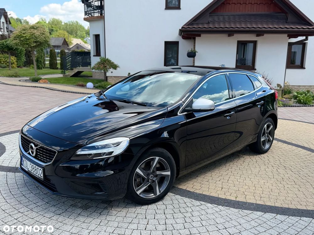 Volvo V40 D3 Drive-E R-Design Momentum - 29