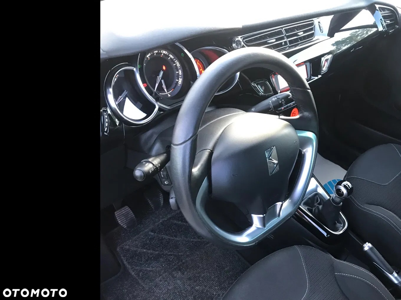 Citroën DS3 VTi 120 SoChic - 9