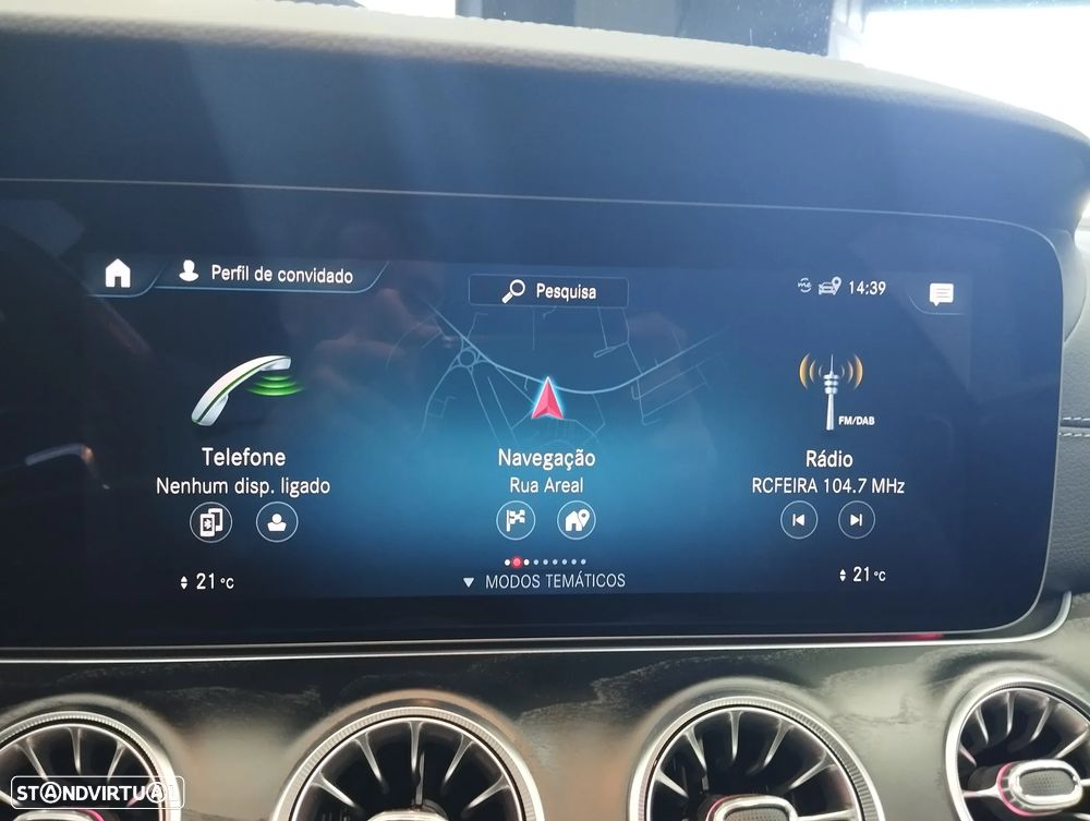 Mercedes-Benz E 220 d AMG Line - 48