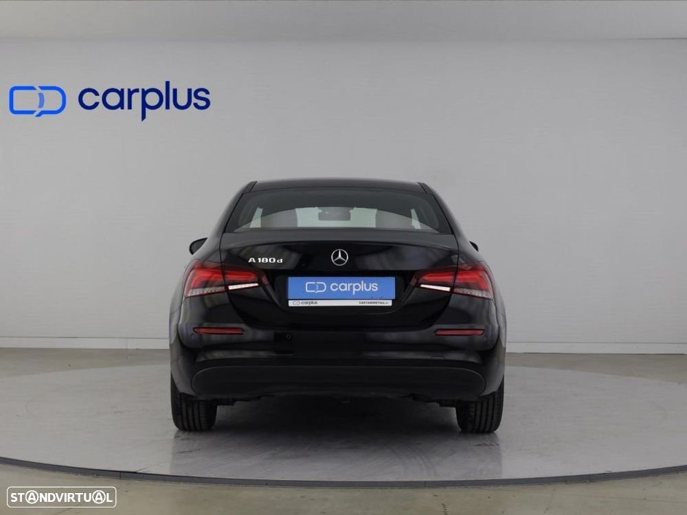 Mercedes-Benz A 180 Limousine d Style Aut. - 6