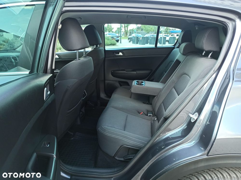 Kia Sportage 1.7 CRDI 2WD ISG Dream-Team Edition - 11