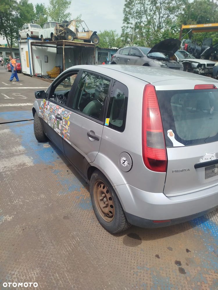 Ford Fusion na części. - 8