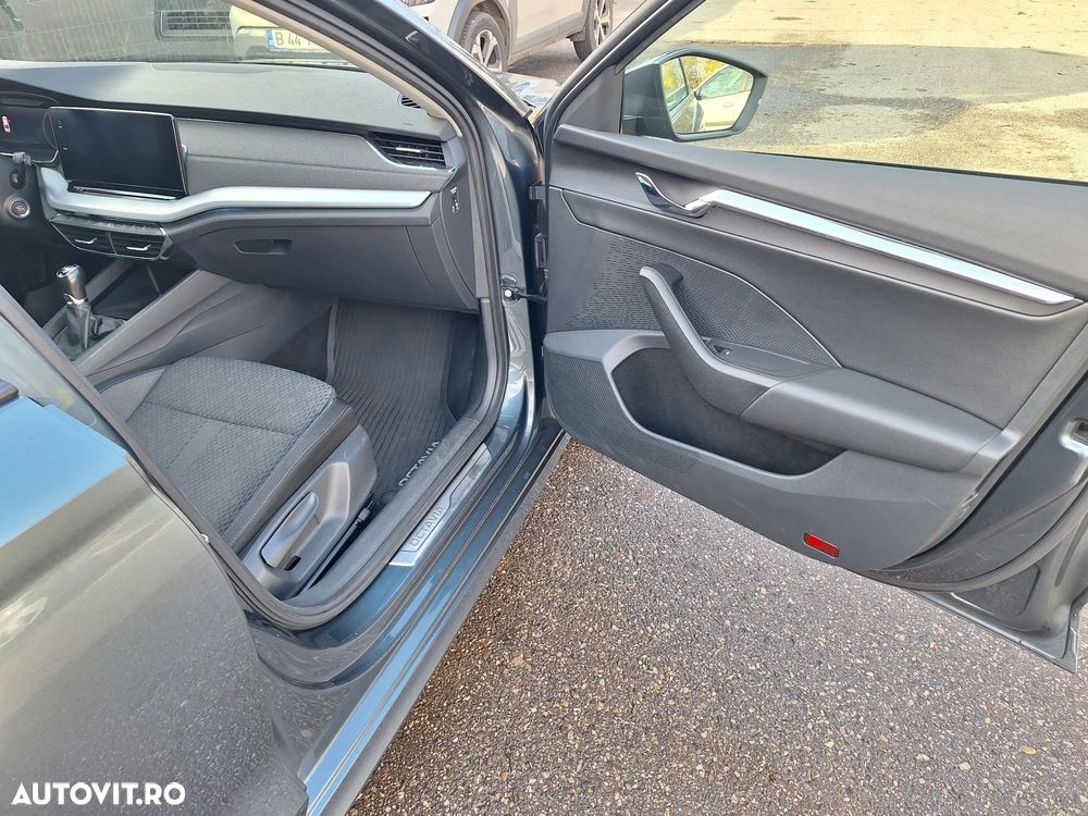 Skoda Octavia 2.0 TDI Style - 14