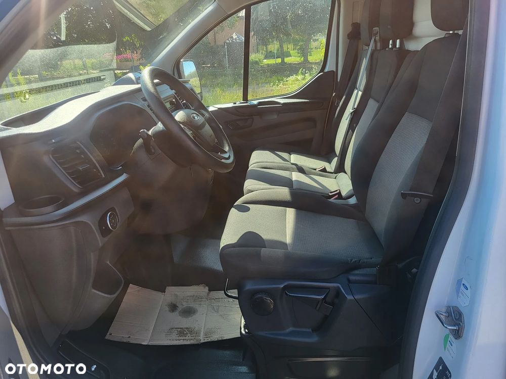 Ford Transit Custom - 19