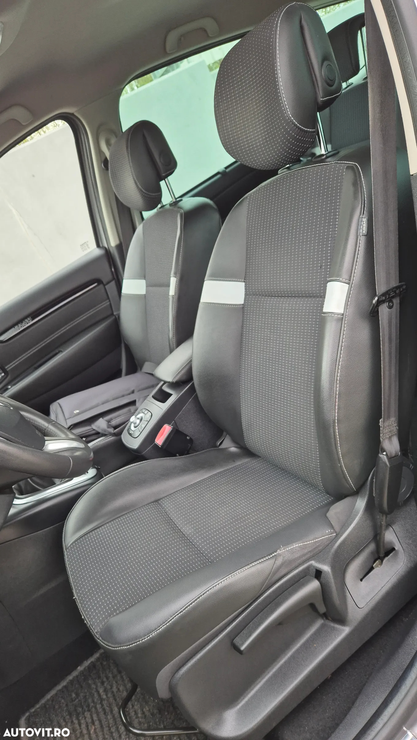 Renault Grand Scenic ENERGY dCi 110 S&S Bose Edition - 6
