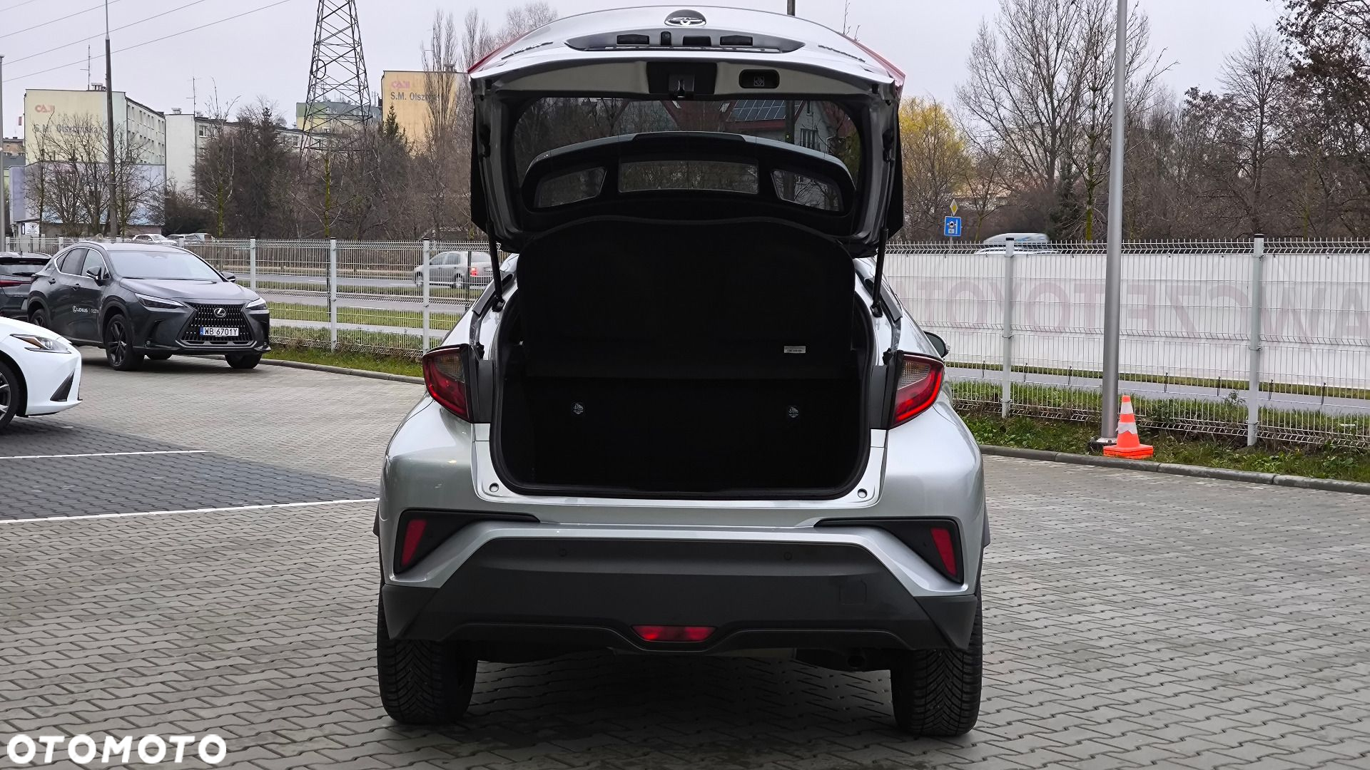Toyota C-HR - 19