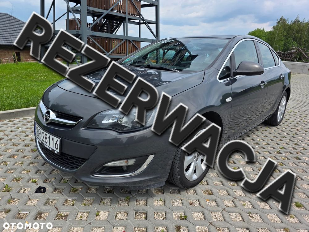 Opel Astra 1.6 NAVI - 1