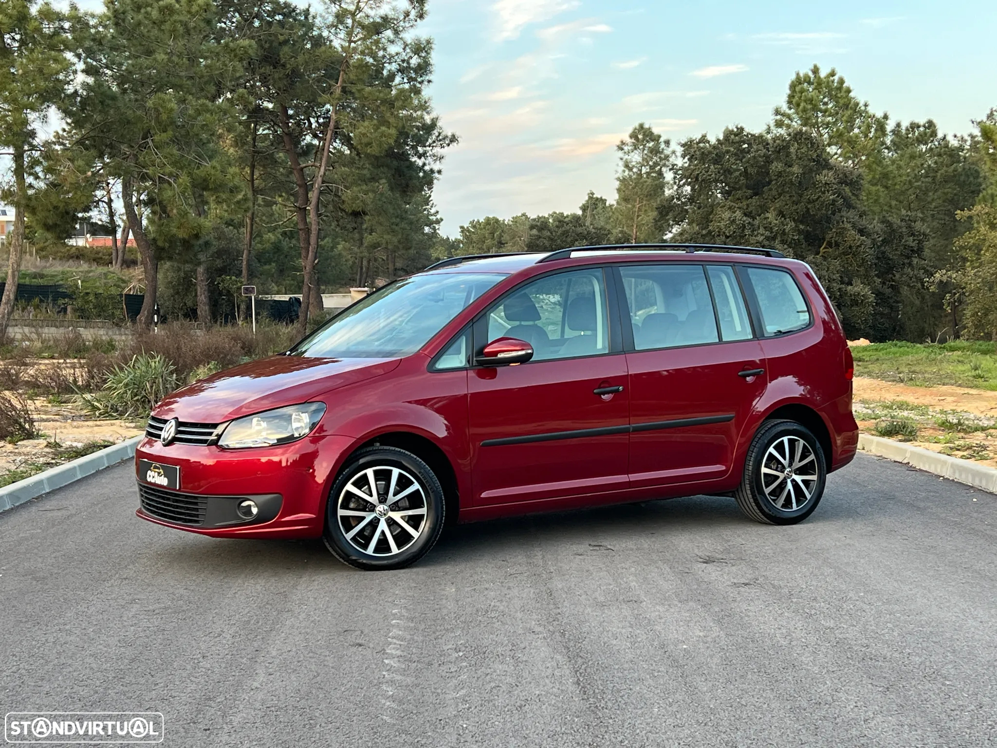 VW Touran 1.6 TDI DPF BlueMotion DSG Trendline - 2