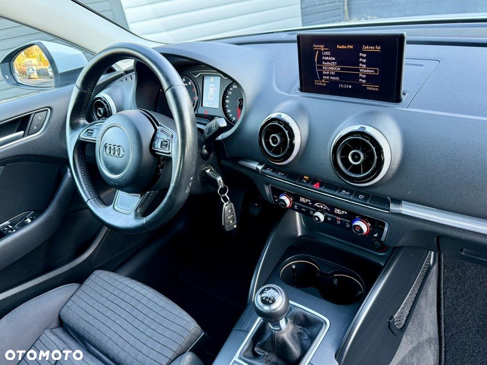 Audi A3 Sportback 1.4 TFSI Attraction - 29
