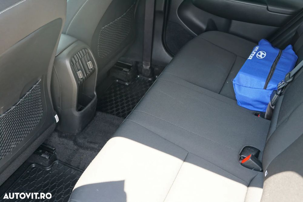 Hyundai KONA 1.6 T-GDI 138 CP 7DCT 2WD Premium+ - 16