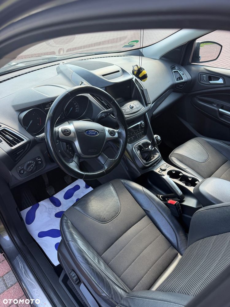 Ford Kuga 2.0 TDCi FWD Titanium - 8