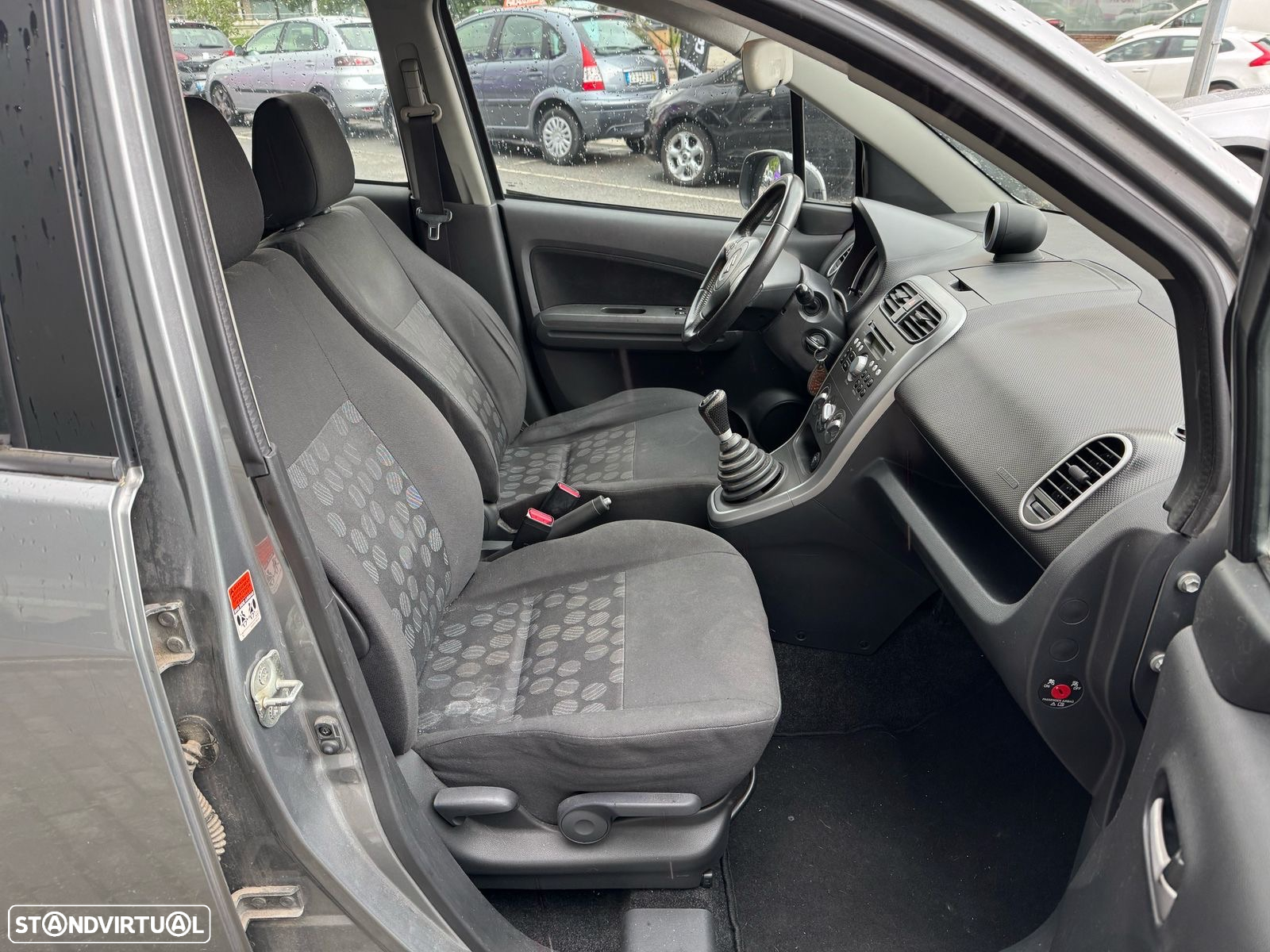 Suzuki Splash 1.0 GLS - 10