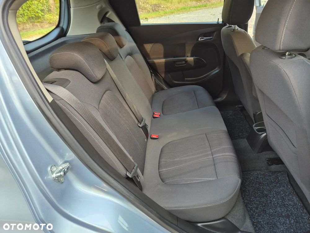 Chevrolet Aveo 1.6 LTZ - 21
