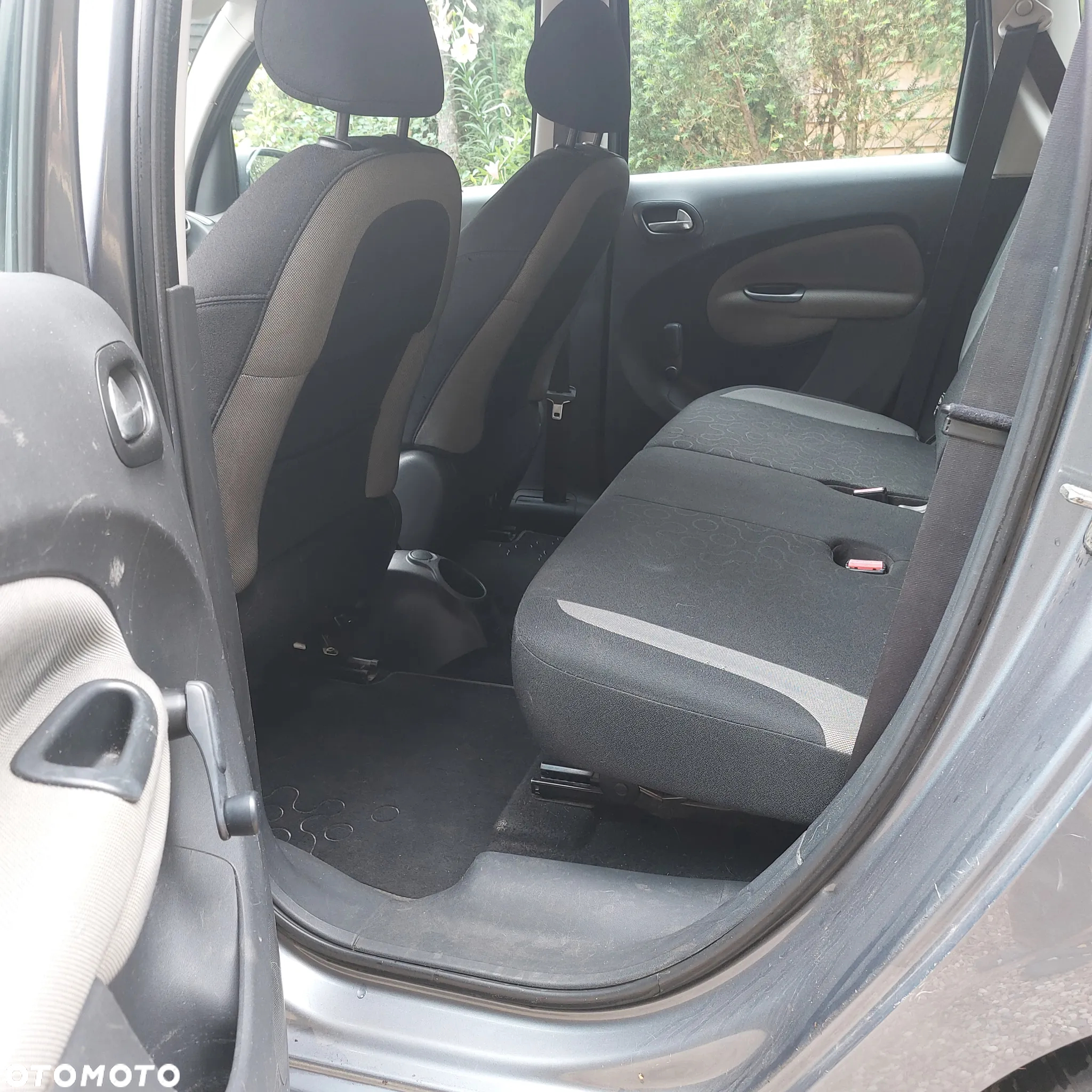 Citroën C3 Picasso 1.4i Exclusive - 6