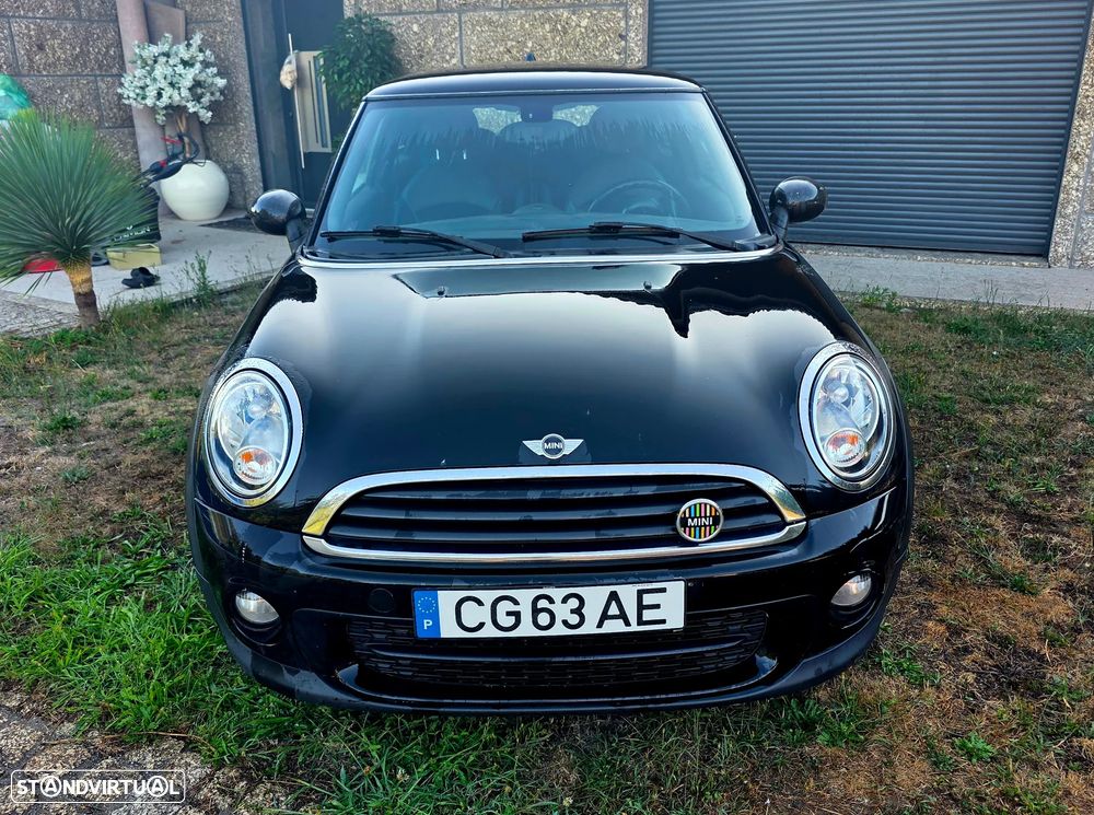 MINI 3 Portas Cooper D - 10