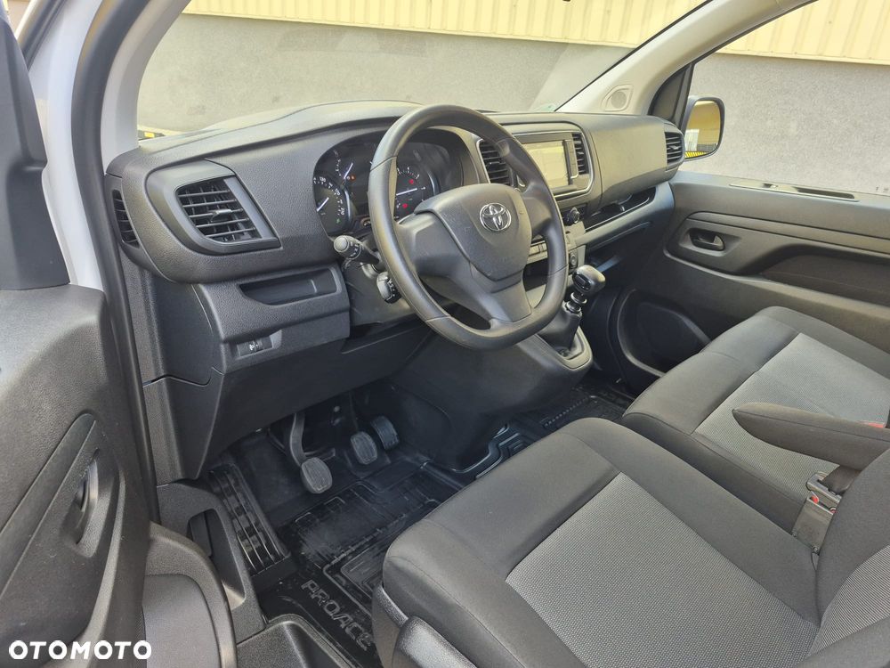 Toyota ProAce - 10